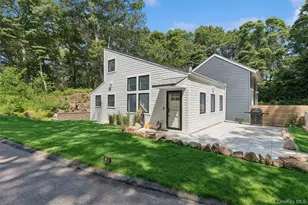 356 Oakleigh Ave, Calverton, NY 11933 - Photo 7