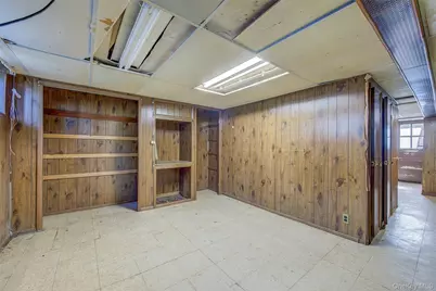 53-21 194th Street, Fresh Meadows, NY 11365 - Photo 23