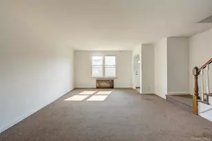53-21 194th St, Fresh Meadows, NY 11365 - Photo 5
