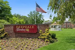 60-23 Marathon Pkwy, Little Neck, NY 11362 - Photo 17