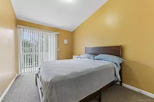 1120 Willow Ln, Valley Stream, NY 11580 - Photo 13