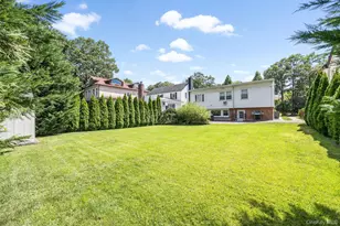 196-11 McLaughlin Ave, Hollis, NY 11423 - Photo 5