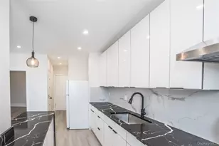 67-17 Myrtle Ave, Glendale, NY 11385 - Photo 7