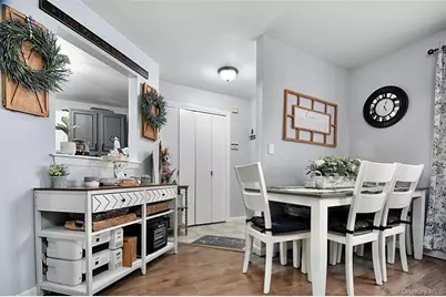 212 Falcon Court, Poughkeepsie, NY 12603 - Photo 15
