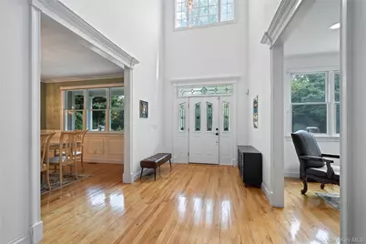 90 Meadow Glen Road, Northport, NY 11768 - Photo 7