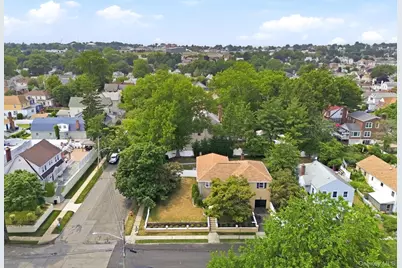 95 Vernon Avenue, Yonkers, NY 10704 - Photo 33