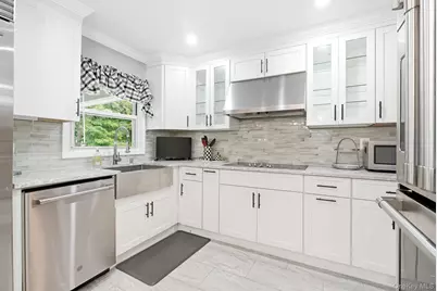 95 Vernon Avenue, Yonkers, NY 10704 - Photo 13