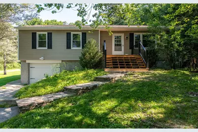 676-678 Oak Summit Road, Millbrook, NY 12545 - Photo 5