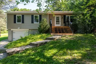 676-678 Oak Summit Rd, Millbrook, NY 12545 - Photo 5