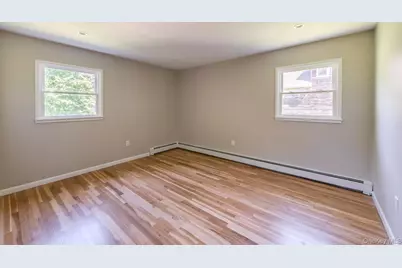 676-678 Oak Summit Road, Millbrook, NY 12545 - Photo 21