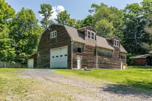 676-678 Oak Summit Rd, Millbrook, NY 12545 - Photo 37