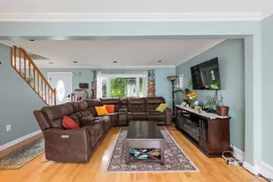 149 Coach Ln, Levittown, NY 11756 - Photo 5