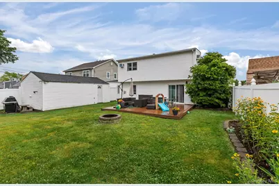 149 Coach Lane, Levittown, NY 11756 - Photo 17
