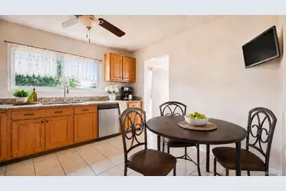 738 Pelhamdale Avenue, New Rochelle, NY 10801 - Photo 9