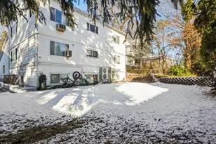 738 Pelhamdale Ave, New Rochelle, NY 10801 - Photo 29