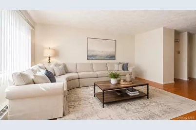 738 Pelhamdale Avenue, New Rochelle, NY 10801 - Photo 5