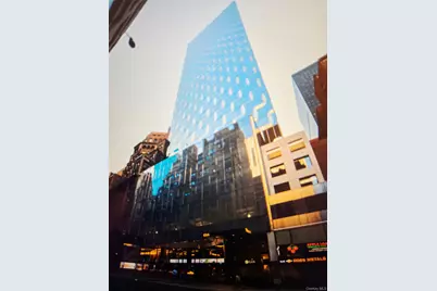 50 W 47th Street #10U, New York, NY 10036 - Photo 3