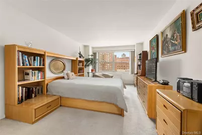 70-31 108th Street #6E, Forest Hills, NY 11375 - Photo 3