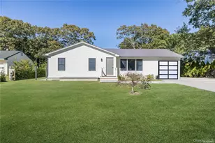 69 School St, Hampton Bays, NY 11946 - Photo 23