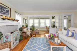 22 Spencer Ave, Lynbrook, NY 11563 - Photo 5