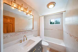 108 Keswick Dr, East Islip, NY 11730 - Photo 17