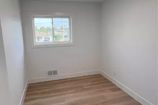 501 Hawkins Rd, Selden, NY 11784 - Photo 9