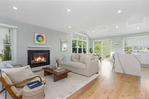 155 Bridge St, Greenport, NY 11944 - Photo 5