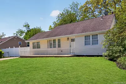 23 Champlain Street, Port Jefferson Station, NY 11776 - Photo 3