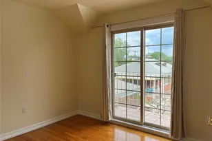 27-07 Murray Ln, Flushing, NY 11354 - Photo 13
