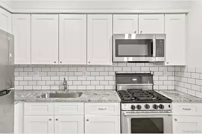 70 West Street #B11, Harrison, NY 10528 - Photo 9