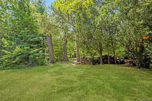 530 Elm St, West Hempstead, NY 11552 - Photo 27