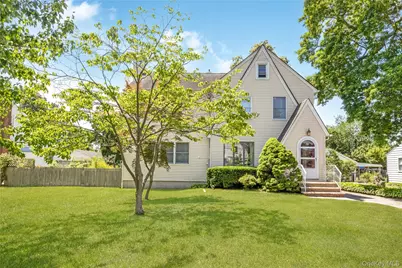 530 Elm Street, West Hempstead, NY 11552 - Photo 3