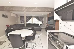 32 W Cabot Ln, Westbury, NY 11590 - Photo 11