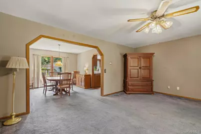 808 S Plank Road, Slate Hill, NY 10973 - Photo 11