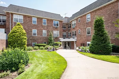 2 Fowler Avenue #201, Lynbrook, NY 11563 - Photo 1