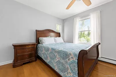 4478 Express Drive S, Ronkonkoma, NY 11779 - Photo 9