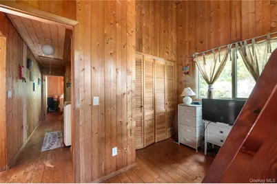 27 Ontario Street, Ocean Beach, NY 11770 - Photo 15
