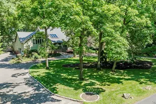 33 Meadowfarm Rd, East Islip, NY 11730 - Photo 37