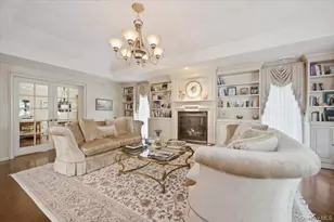 33 Meadowfarm Rd, East Islip, NY 11730 - Photo 5