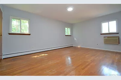 39 Sheryl Crescent, Smithtown, NY 11787 - Photo 31