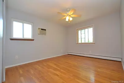 39 Sheryl Crescent, Smithtown, NY 11787 - Photo 35
