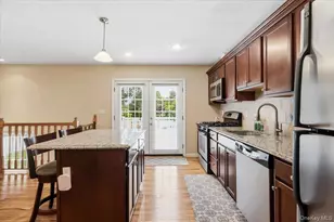 105 Greenhaven Dr, Port Jefferson Station, NY 11776 - Photo 7