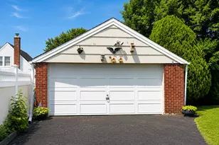 7-08 127th St, College Point, NY 11356 - Photo 3