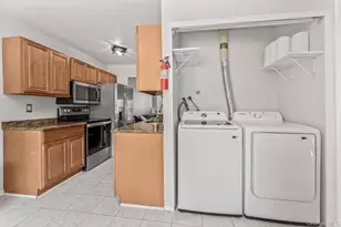 10 Roundtree Ct, Beacon, NY 12508 - Photo 5