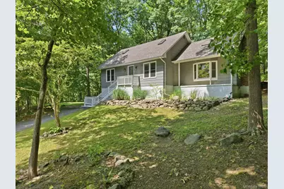 3 Dogwood Hollow, New Paltz, NY 12561 - Photo 1