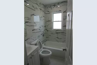 258 Brown Avenue, Hempstead, NY 11550 - Photo 5