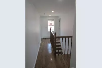258 Brown Avenue, Hempstead, NY 11550 - Photo 13