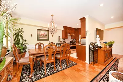 320 E Shore Road #11C, Great Neck, NY 11023 - Photo 15
