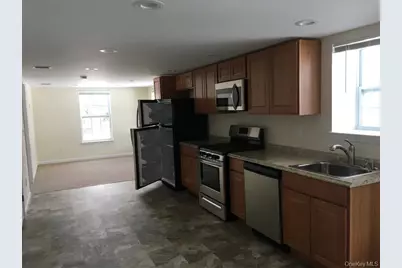 5 Macintosh Lane, Selden, NY 11784 - Photo 3