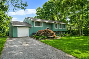 51 Trout Brook Ln, Aquebogue, NY 11931 - Photo 3